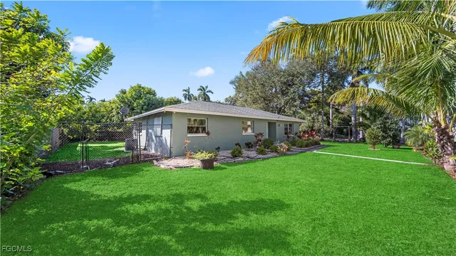 $245,900 | 50 Palm Tree Terrace, Fort Myers, FL 33905