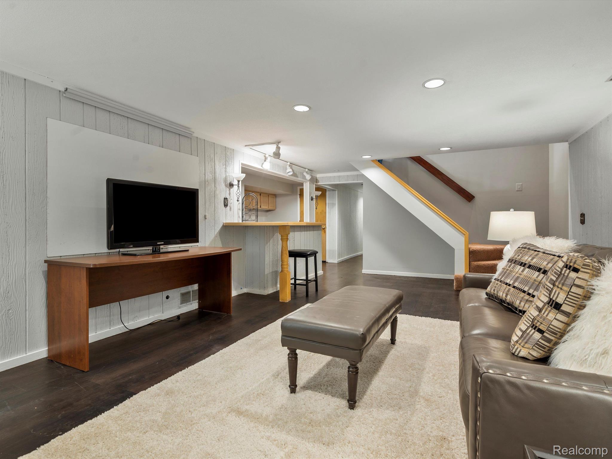 5980 Grange Hall Road Holly, MI 48442 - Photo 25 of 39 Lower Level