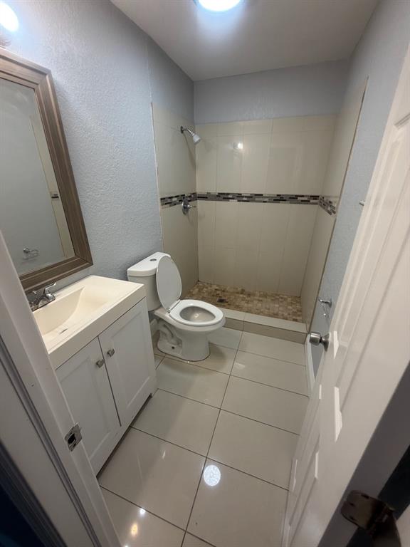 3884 Northwest 207 St Road Miami Gardens, FL 33055 - Photo 5 of 13