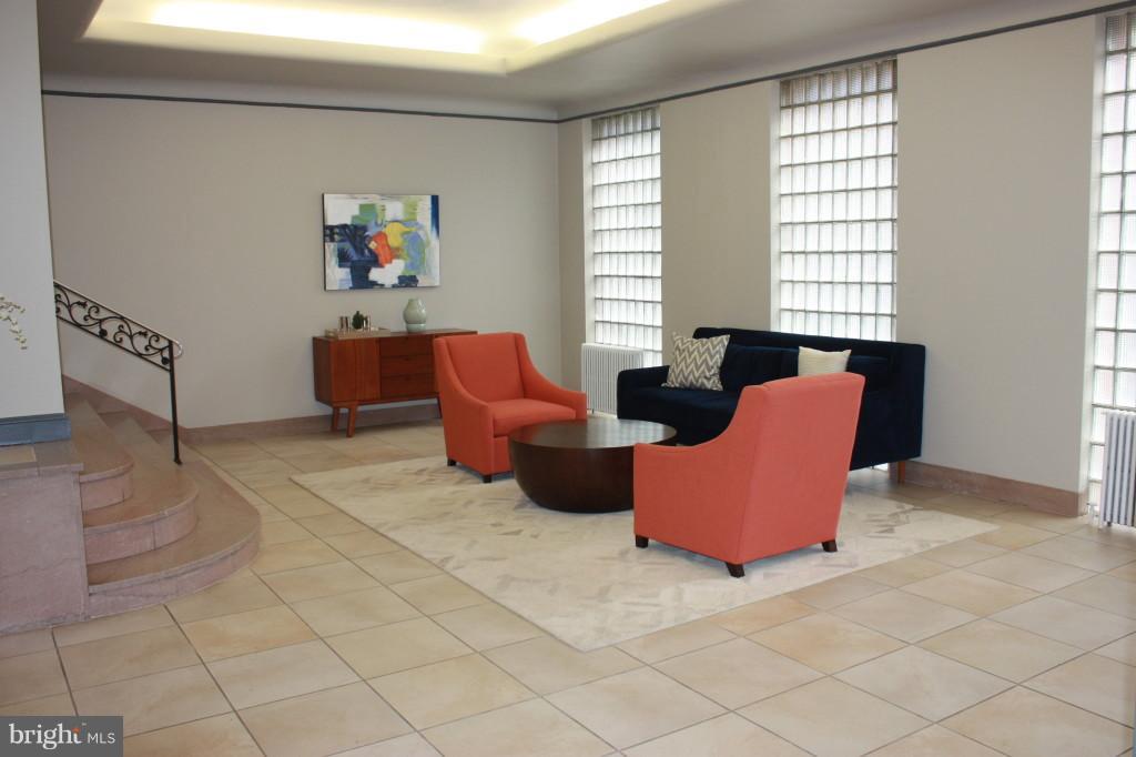 3925 Davis Place Northwest, Unit 204 Washington, DC 20007 - Photo 2 of 20 Interior (General)