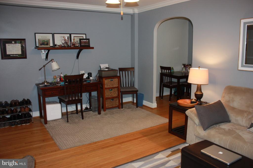 3925 Davis Place Northwest, Unit 204 Washington, DC 20007 - Photo 7 of 20 Interior (General)