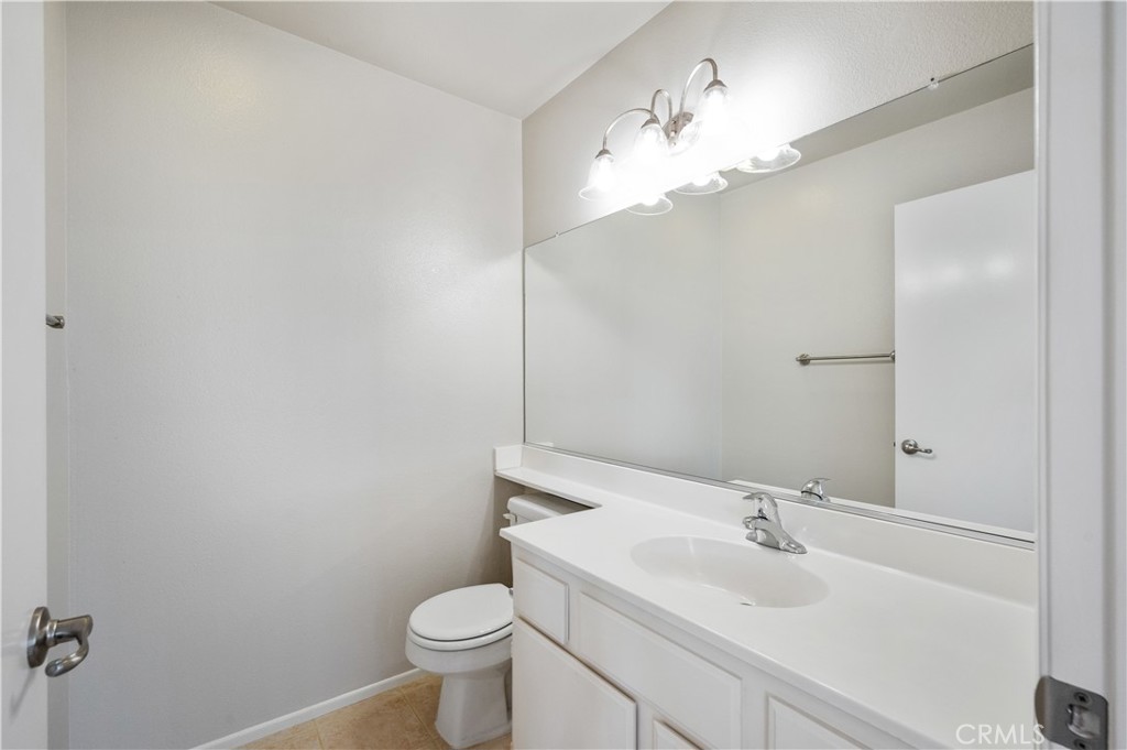 1008 Harbor Heights Drive, Unit B Harbor City, CA 90710 - Photo 14 of 41