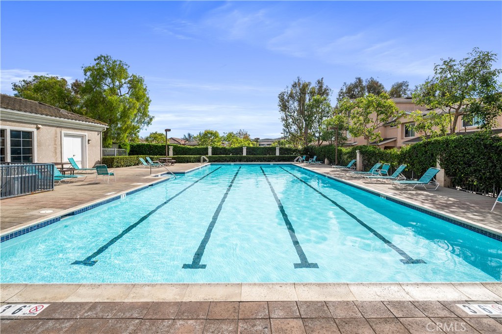 1008 Harbor Heights Drive, Unit B Harbor City, CA 90710 - Photo 33 of 41