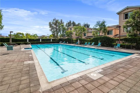 $629,000 | 1008 Harbor Heights Drive, Unit B, Harbor City, CA 90710