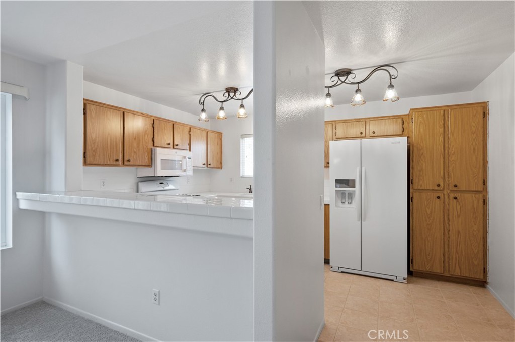 1008 Harbor Heights Drive, Unit B Harbor City, CA 90710 - Photo 7 of 41