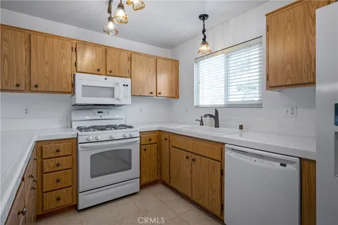 $675,000 | 1008 Harbor Heights Drive, Unit B, Harbor City, CA 90710