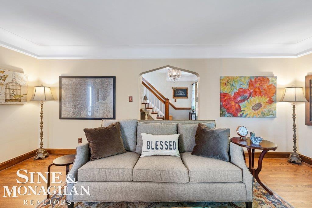 348 McMillan Road Grosse Pointe, MI 48236 - Photo 5 of 35 50050416-4.JPG