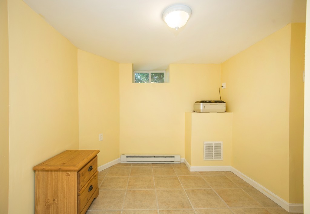 48 Sterling Road Waltham, MA 02451 - Photo 24 of 30 Gallery Image 24