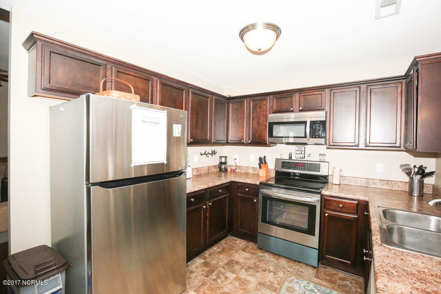 304 Springcreek Court Hubert, NC 28539 - Photo 25 of 34 2O6A3729