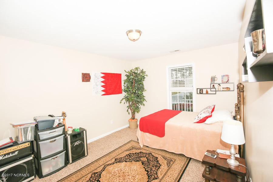 304 Springcreek Court Hubert, NC 28539 - Photo 28 of 34 2O6A3732