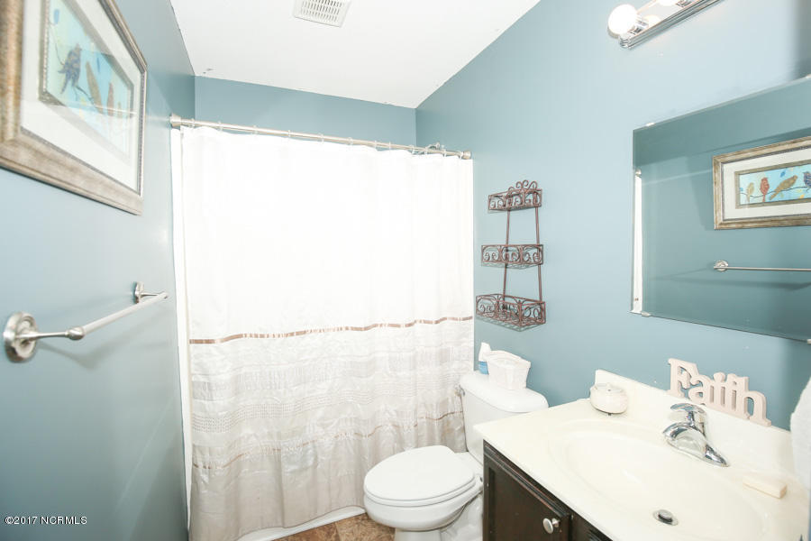 304 Springcreek Court Hubert, NC 28539 - Photo 31 of 34 2O6A3736