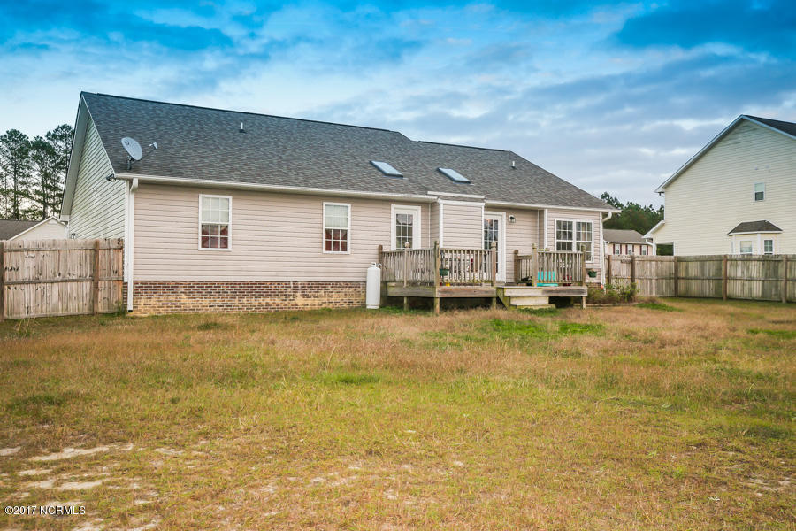 304 Springcreek Court Hubert, NC 28539 - Photo 32 of 34 2O6A3753