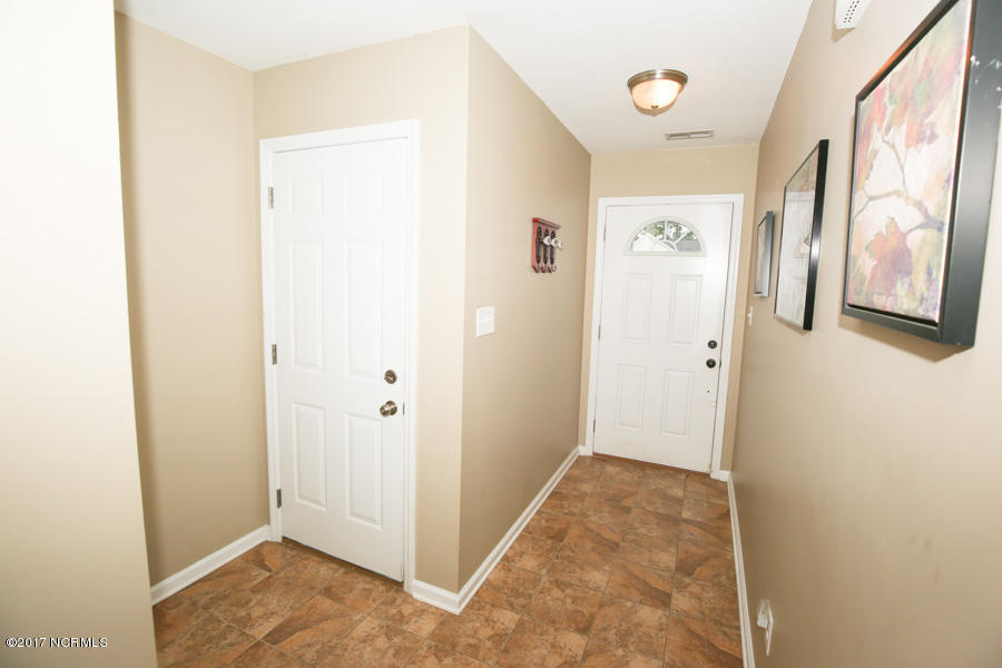 304 Springcreek Court Hubert, NC 28539 - Photo 6 of 34 2O6A3703