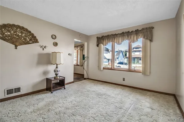 $180,000 | 31 Jackson Avenue, Lackawanna, NY 14218