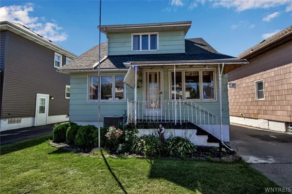 $180,000 | 31 Jackson Avenue, Lackawanna, NY 14218