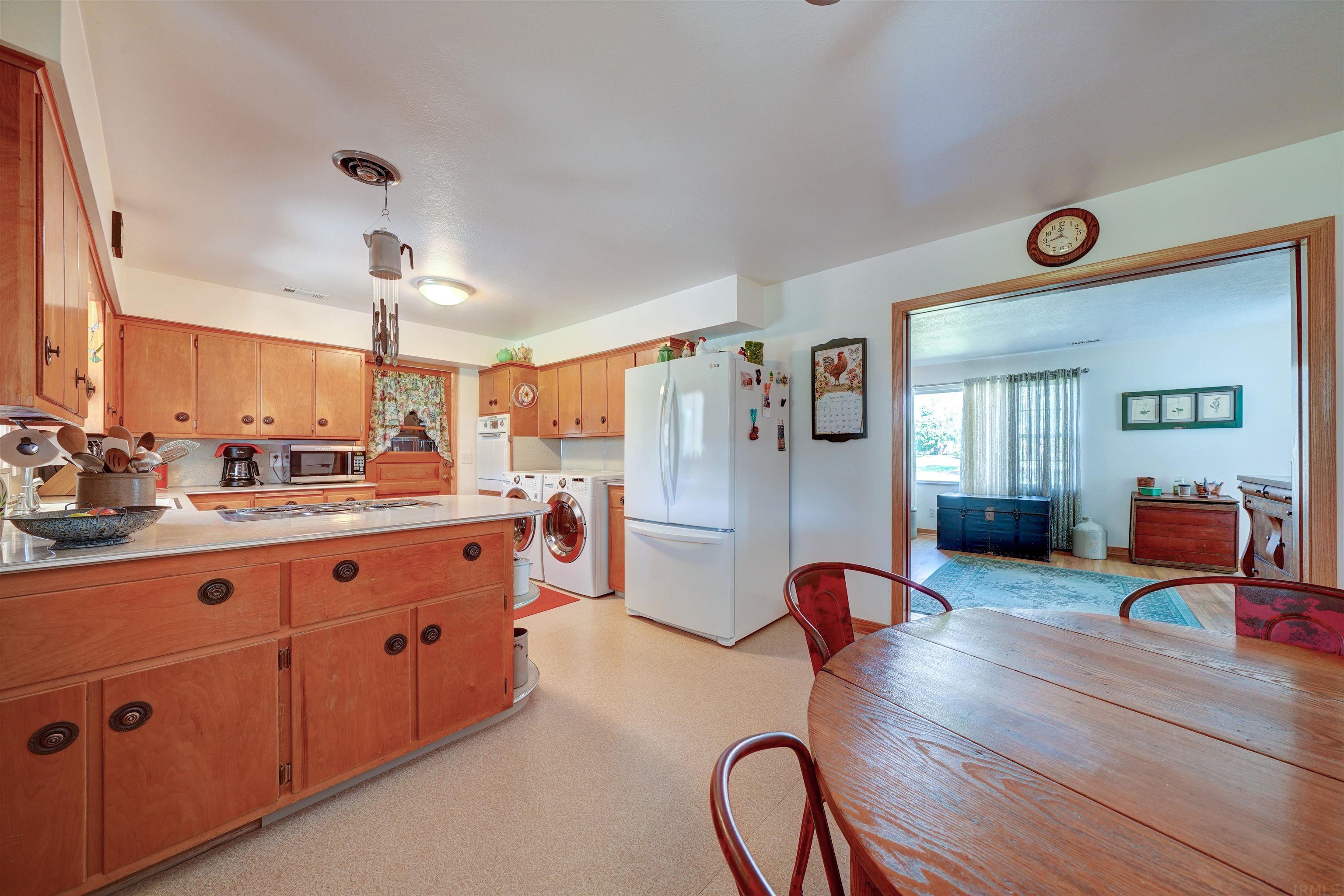 4407 Leesburg Road Fort Wayne, IN 46808 - Photo 11 of 36