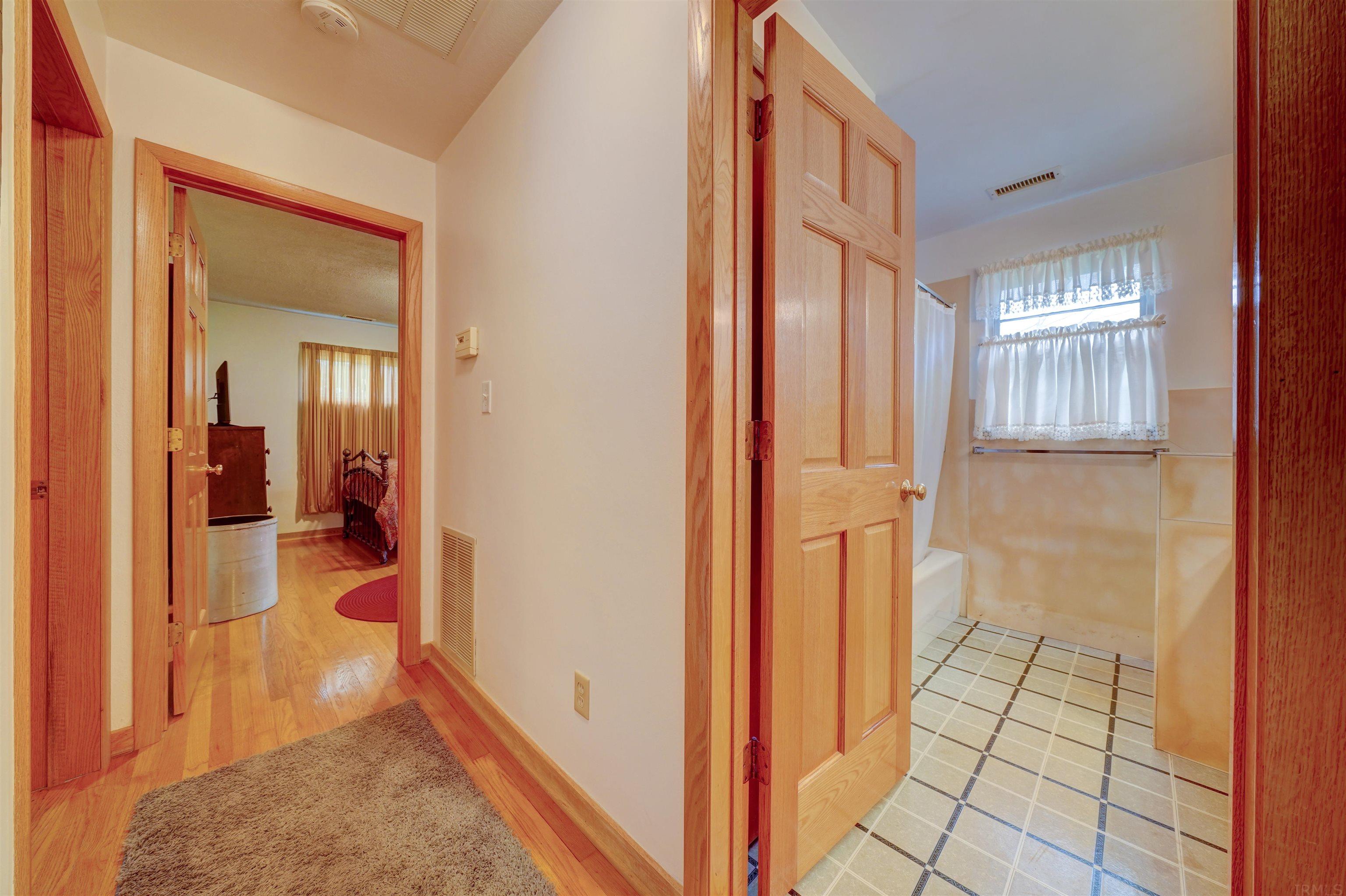 4407 Leesburg Road Fort Wayne, IN 46808 - Photo 23 of 36
