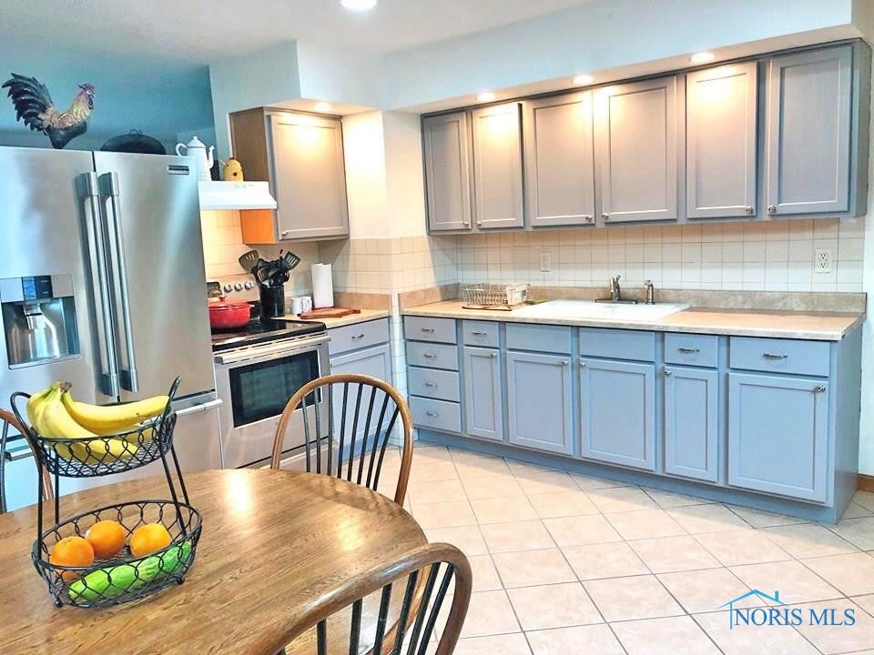1859 Recker Road Perrysburg, OH 43551 - Photo 7 of 19 Gallery Image 7