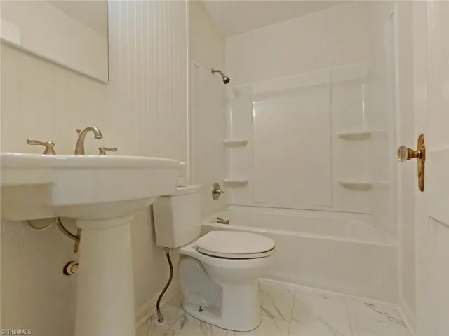 $1,500 | 106 Hodgin Street, High Point, NC 27262