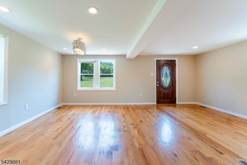 1109 Highway 202 Bedminster, NJ 07921 - Photo 3 of 21
