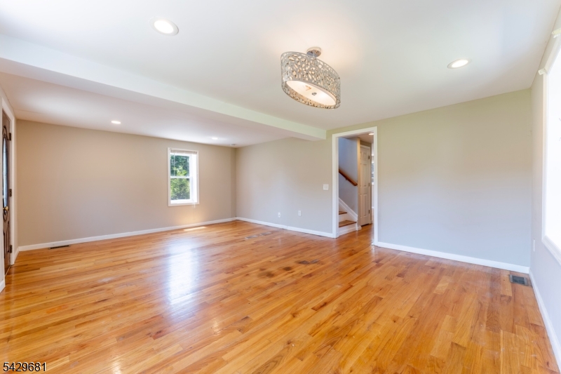 1109 Highway 202 Bedminster, NJ 07921 - Photo 5 of 21