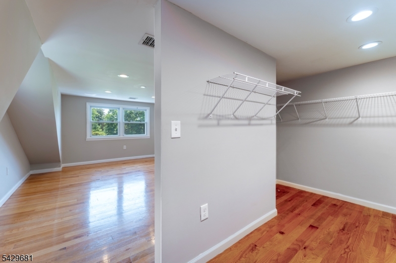 1109 Highway 202 Bedminster, NJ 07921 - Photo 10 of 21