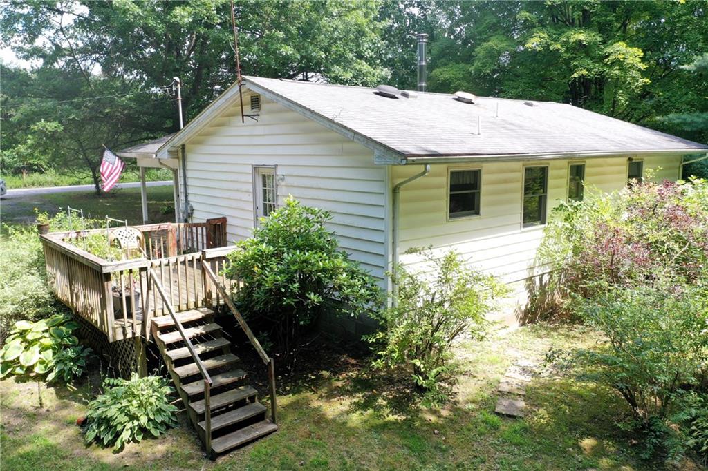 447 Old Mercer Road Volant, PA 16156 - Photo 2 of 14