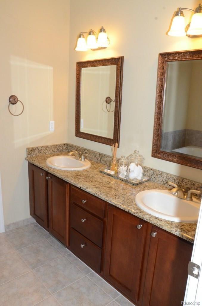 51158 Gold Ridge Lane Canton, MI 48188 - Photo 16 of 45 DSC_4422.jpg