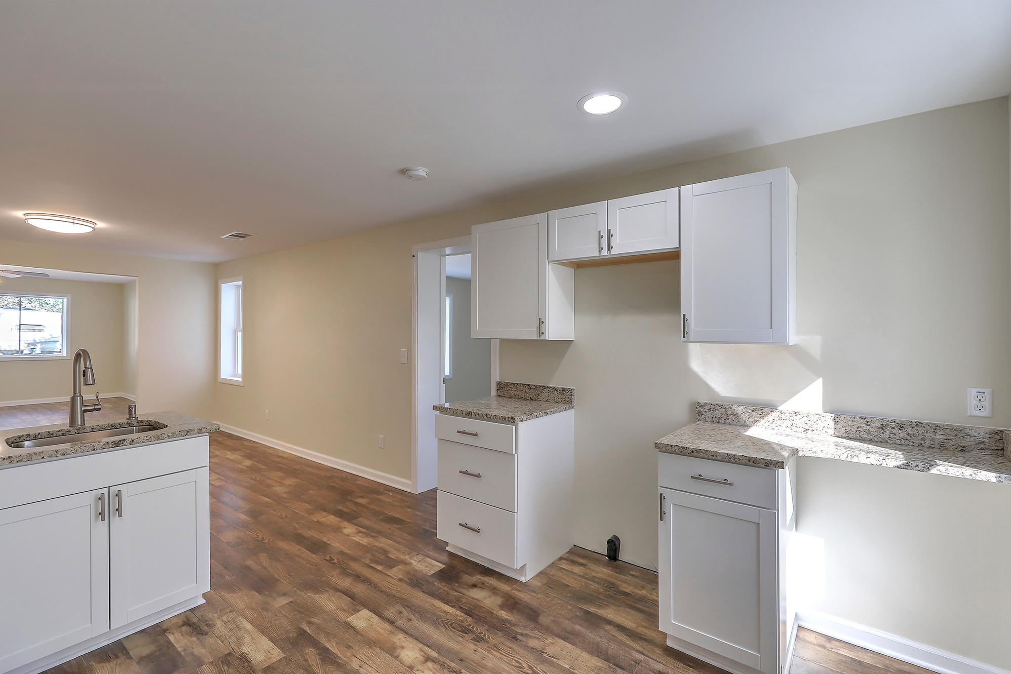 4876 Upjohn Road North Charleston, SC 29405 - Photo 13 of 29 4876 Upjohn Rd, SC 29405
