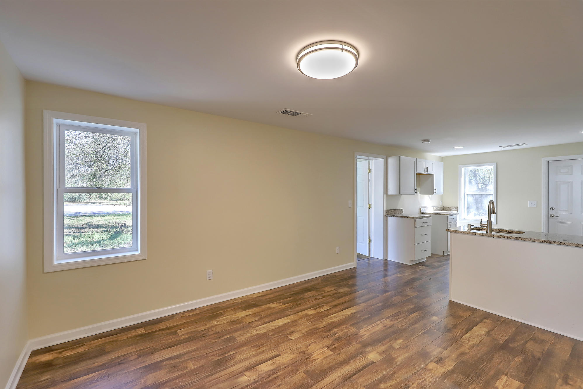 4876 Upjohn Road North Charleston, SC 29405 - Photo 9 of 29 4876 Upjohn Rd, SC 29405