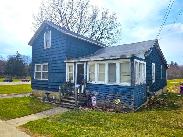 $90,000 | 218 South Cherry Street, Flushing, MI 48433