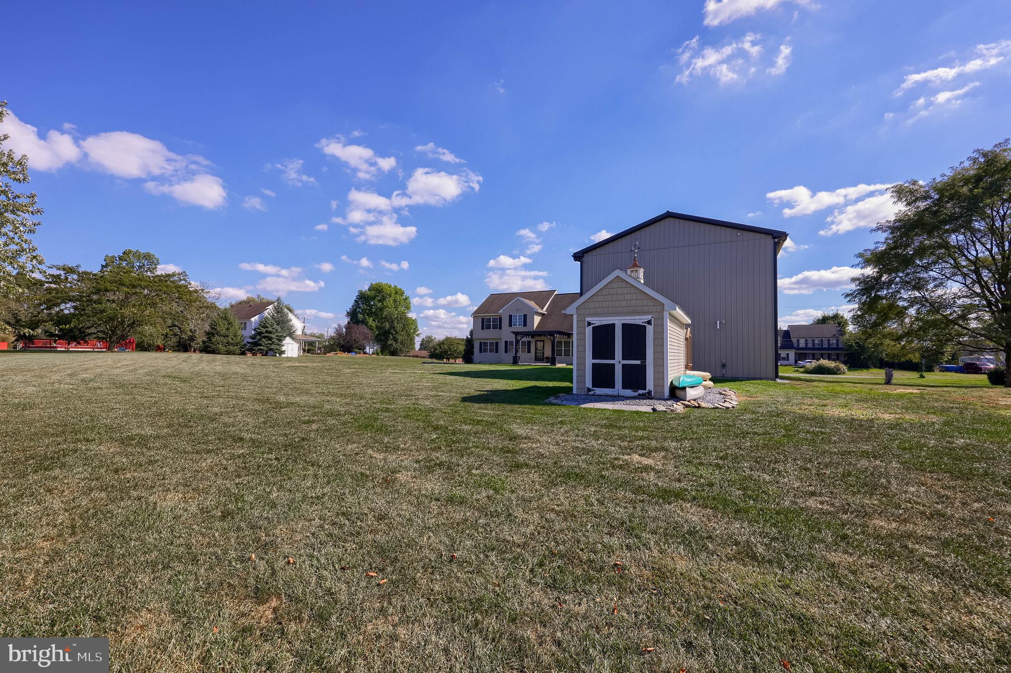 809 West Brubaker Valley Road Lititz, PA 17543 - Photo 41 of 58 a front view of a house with garden