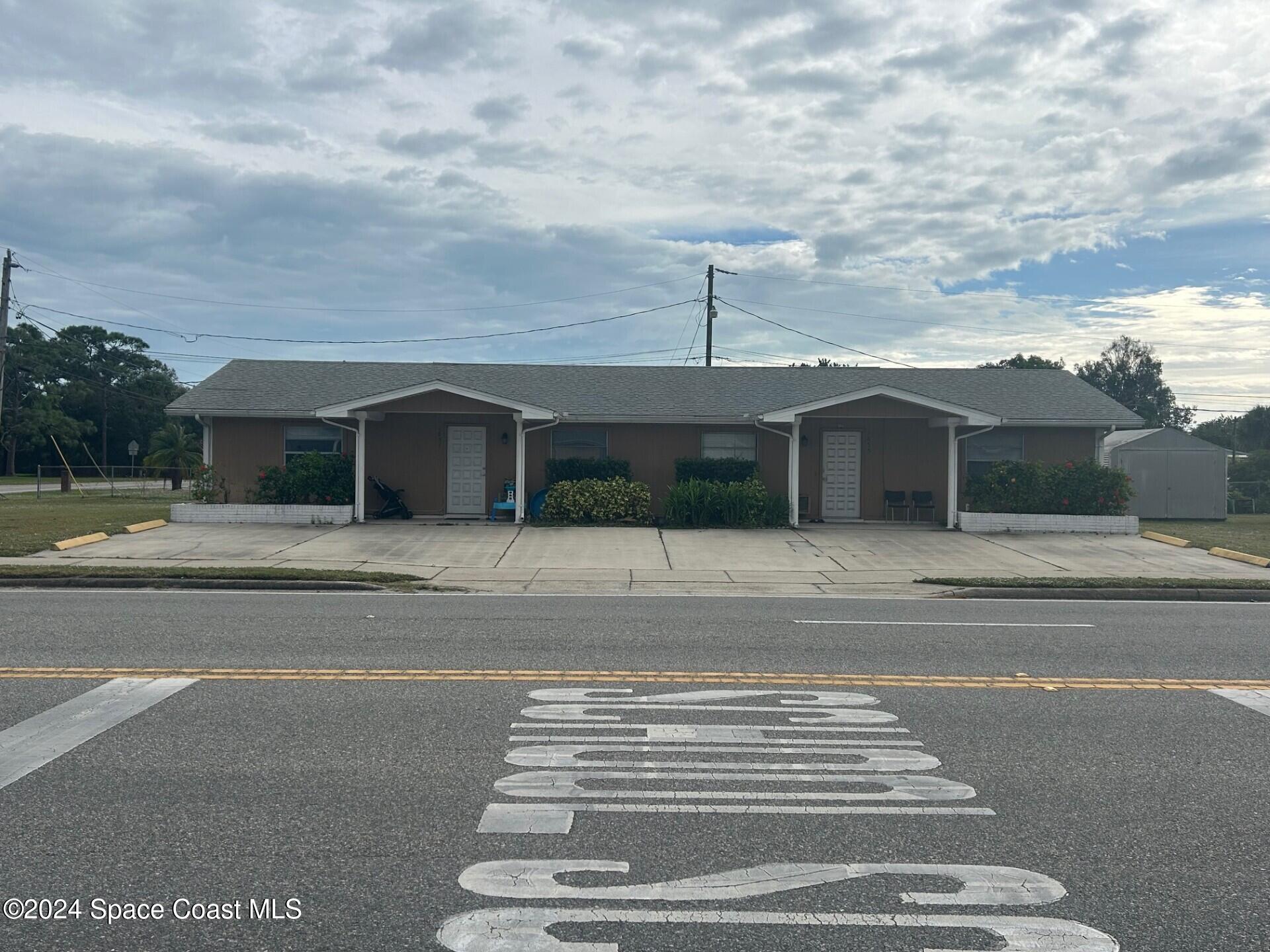 1851 Croton Road Melbourne, FL 32935 - Photo 2 of 8 thumbnail_IMG_7210