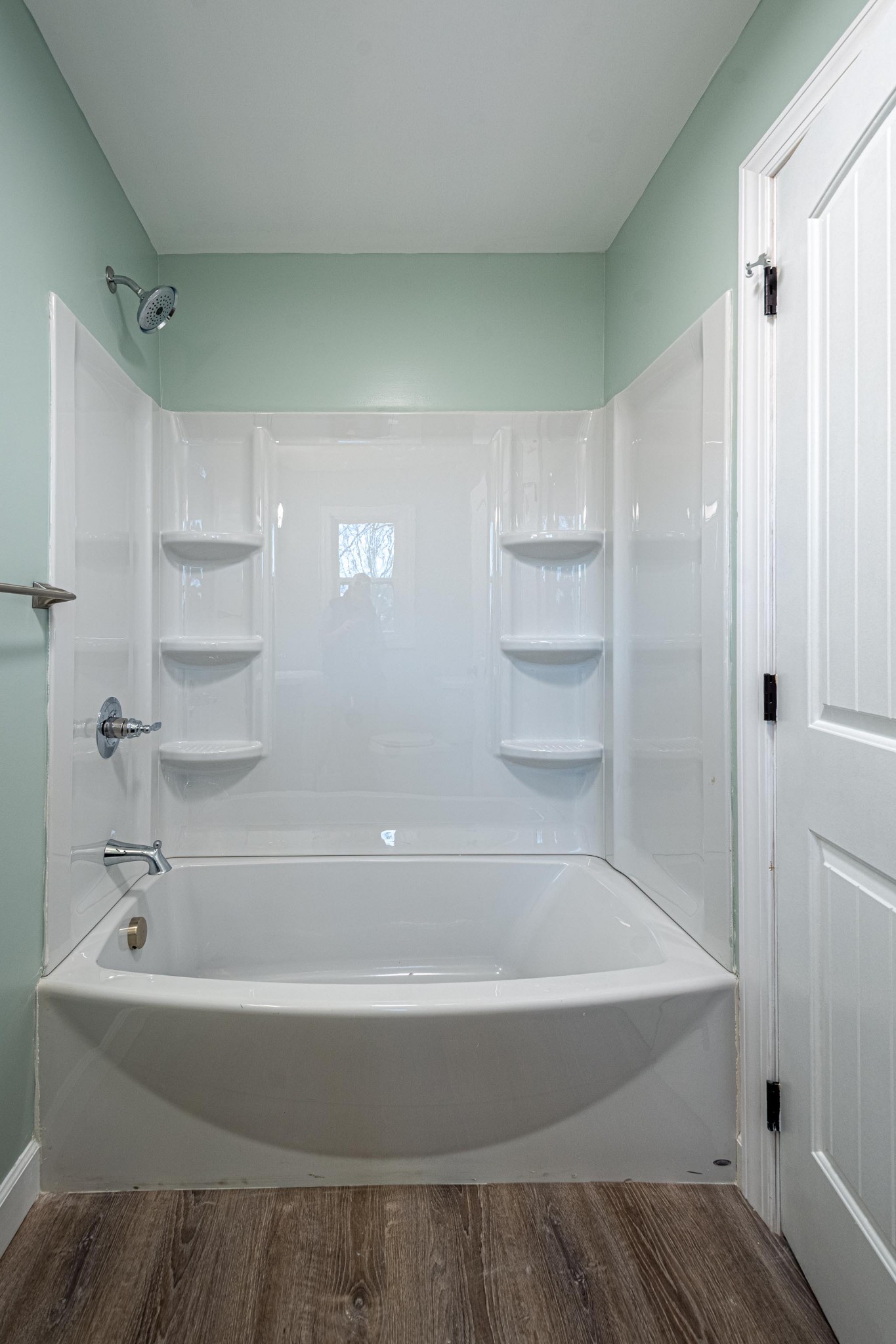 1844 Prospect Elkton Road Prospect, TN 38477 - Photo 23 of 43 a bathroom with a bathtub and a shower