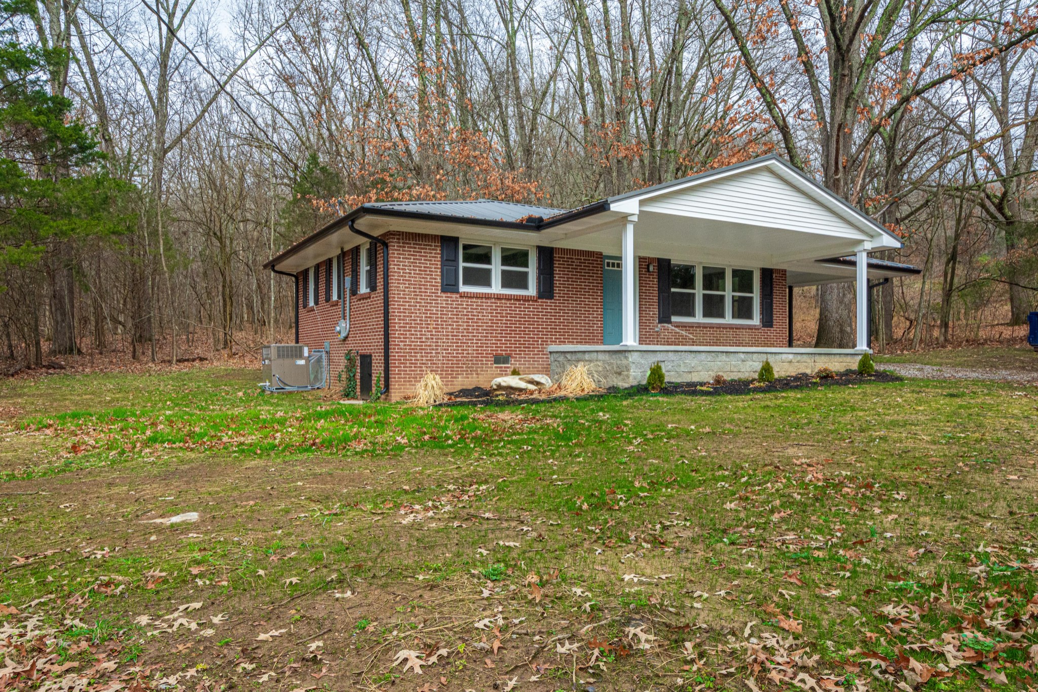 1844 Prospect Elkton Road Prospect, TN 38477 - Photo 33 of 43 a front view of a house with garden