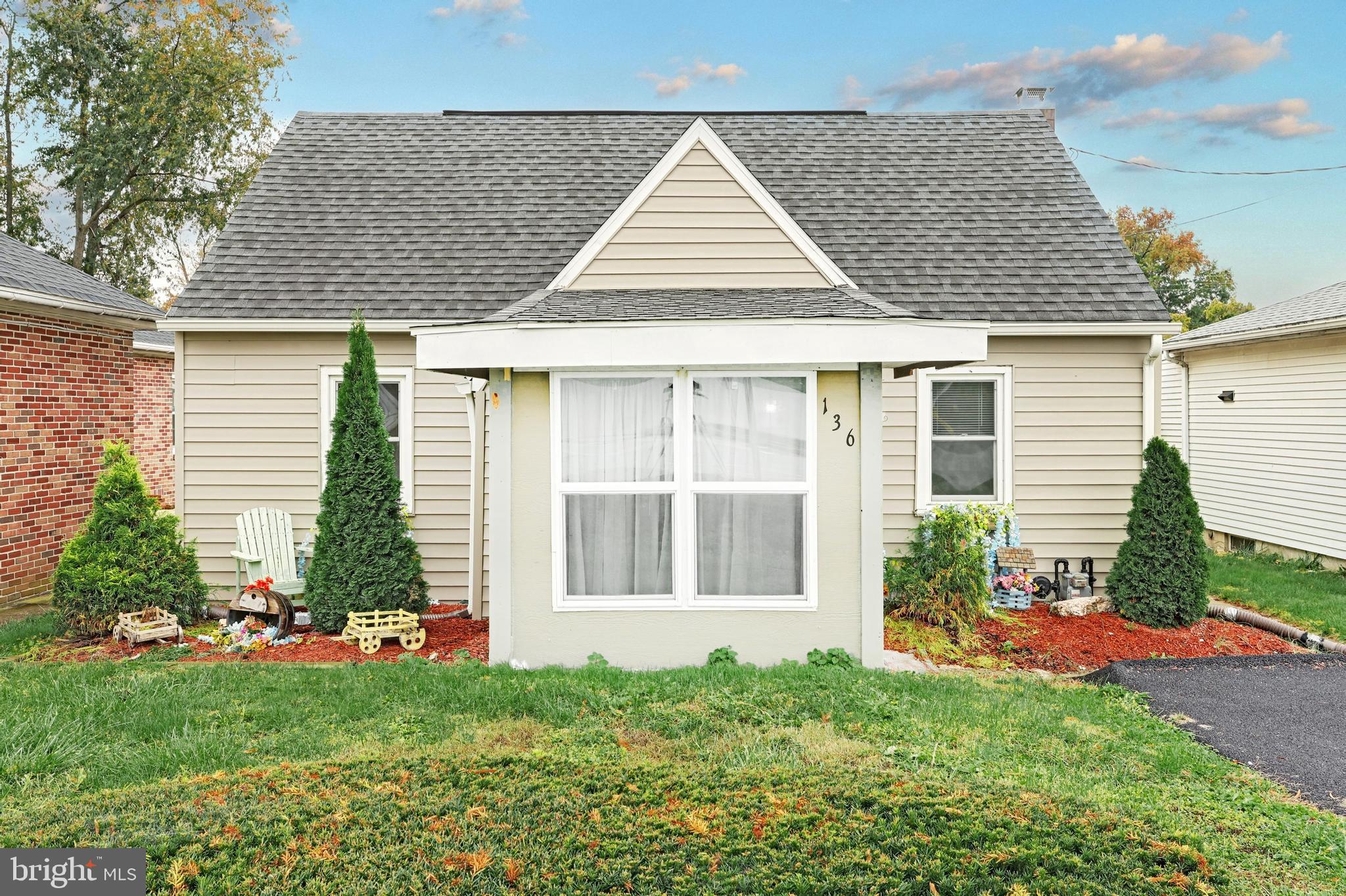 136 Lightner Road York, PA 17404 - Photo 1 of 33 Gallery Image 1