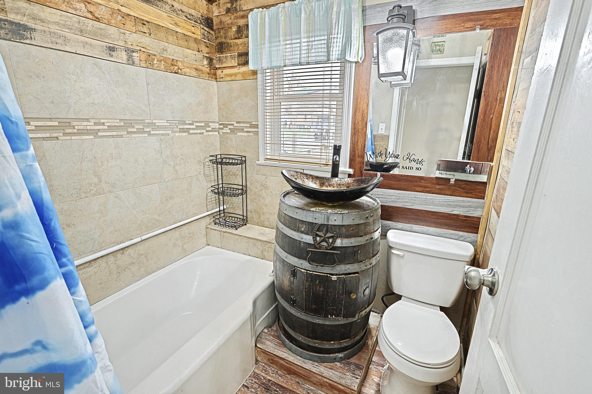 136 Lightner Road York, PA 17404 - Photo 17 of 33 Gallery Image 17