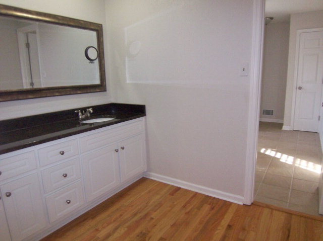 896 Riders Way East Evans, GA 30809 - Photo 12 of 28 Owner's Bathroom