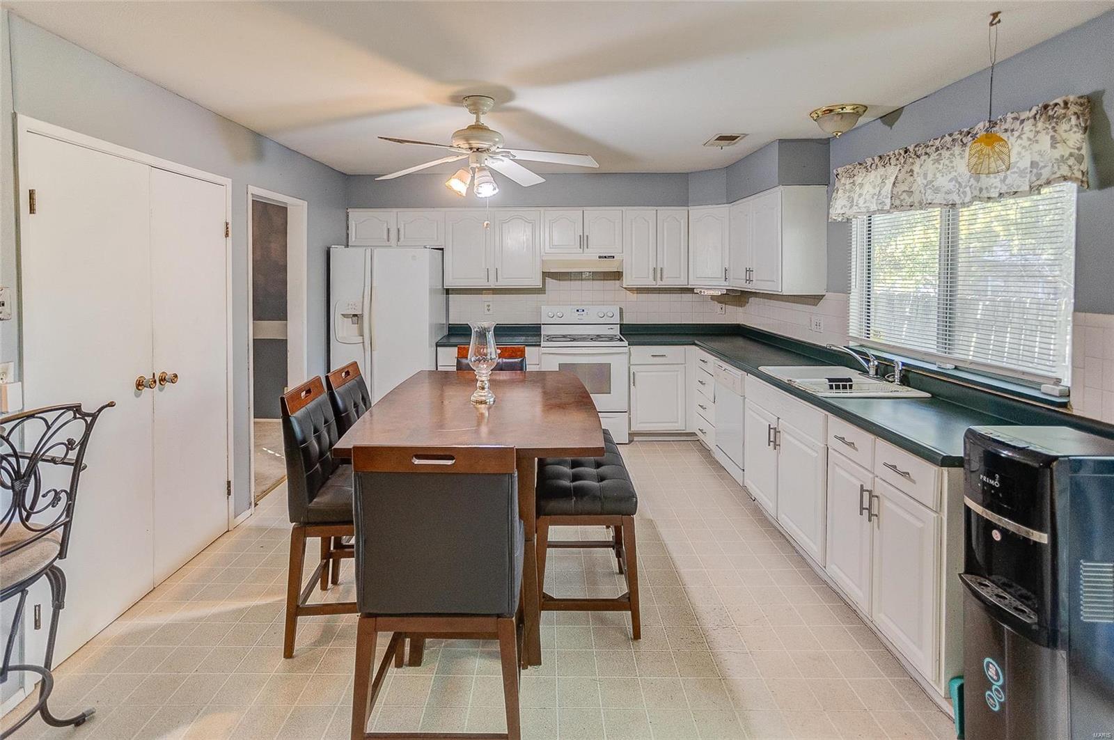 3321 Mill Springs Road Belleville, IL 62221 - Photo 3 of 18 Gallery Image 3