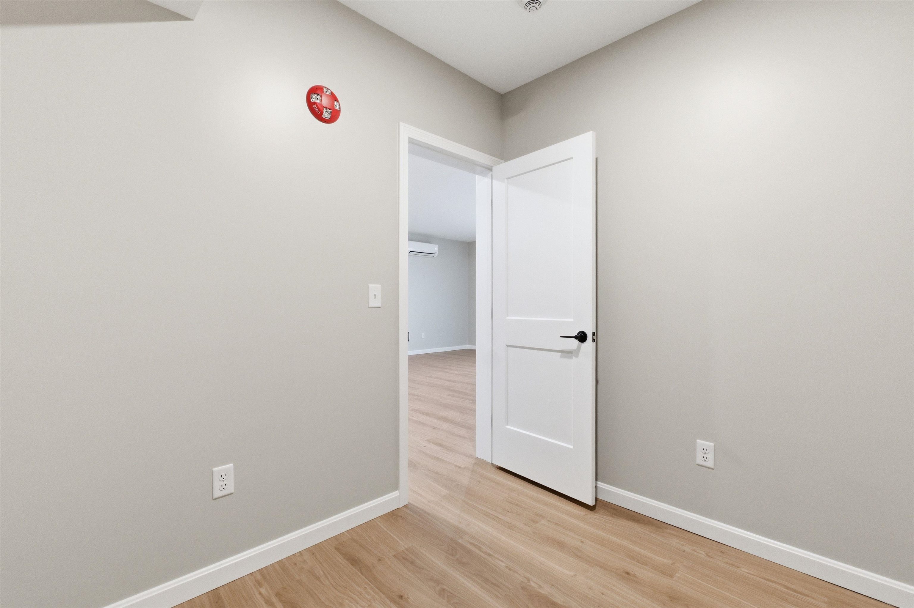 15 Mountain Road, Unit 101 Goffstown, NH 03045 - Photo 10 of 18