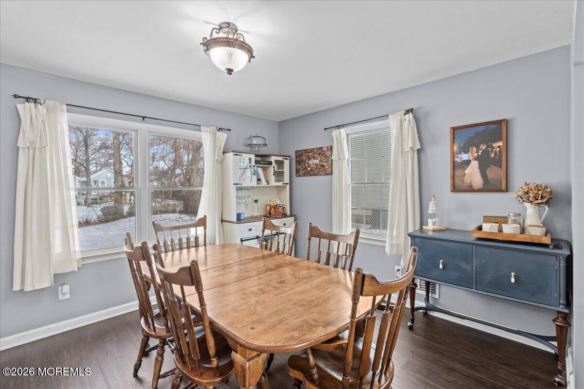 401 Port Monmouth Road Middletown, NJ 07748 - Photo 8 of 33 14-IMG_4069