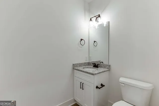 $2,300 | 569 Clayton Street, Commerce, GA 30529