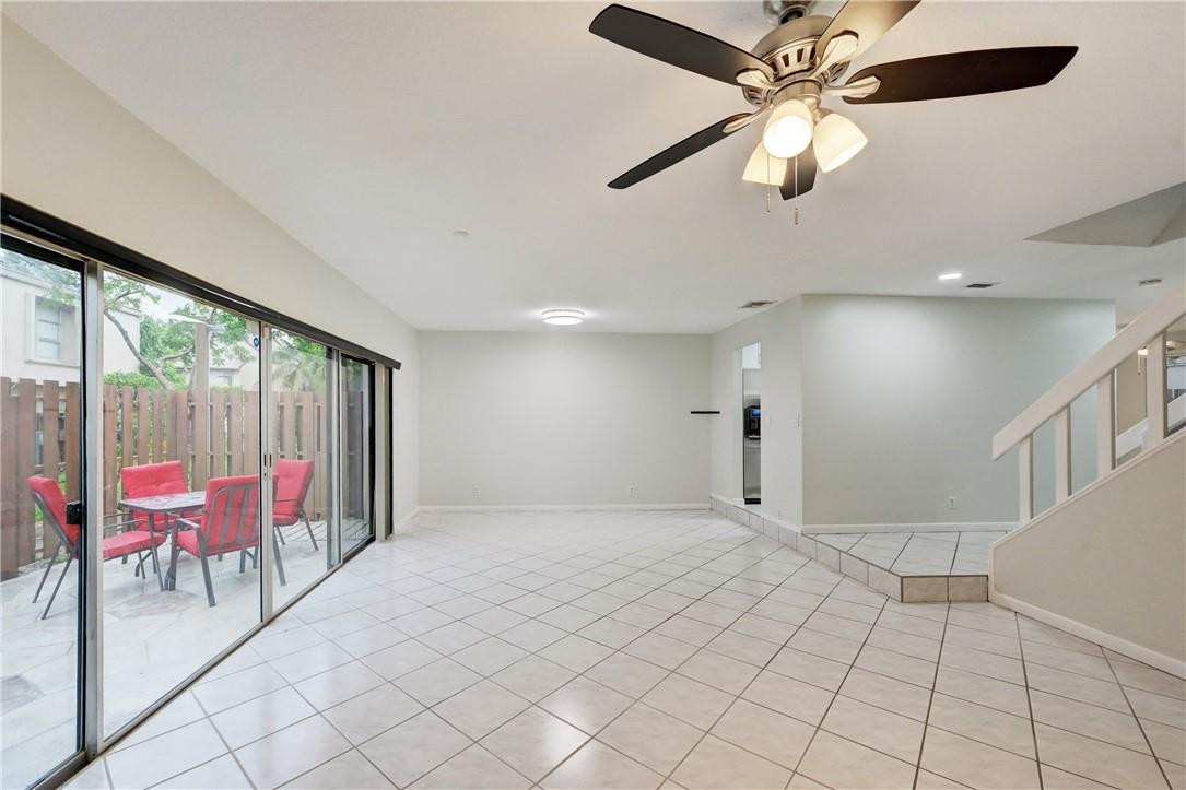 8247 Northwest 9th Street, Unit 6 Plantation, FL 33324 - Photo 24 of 27 Photo 24