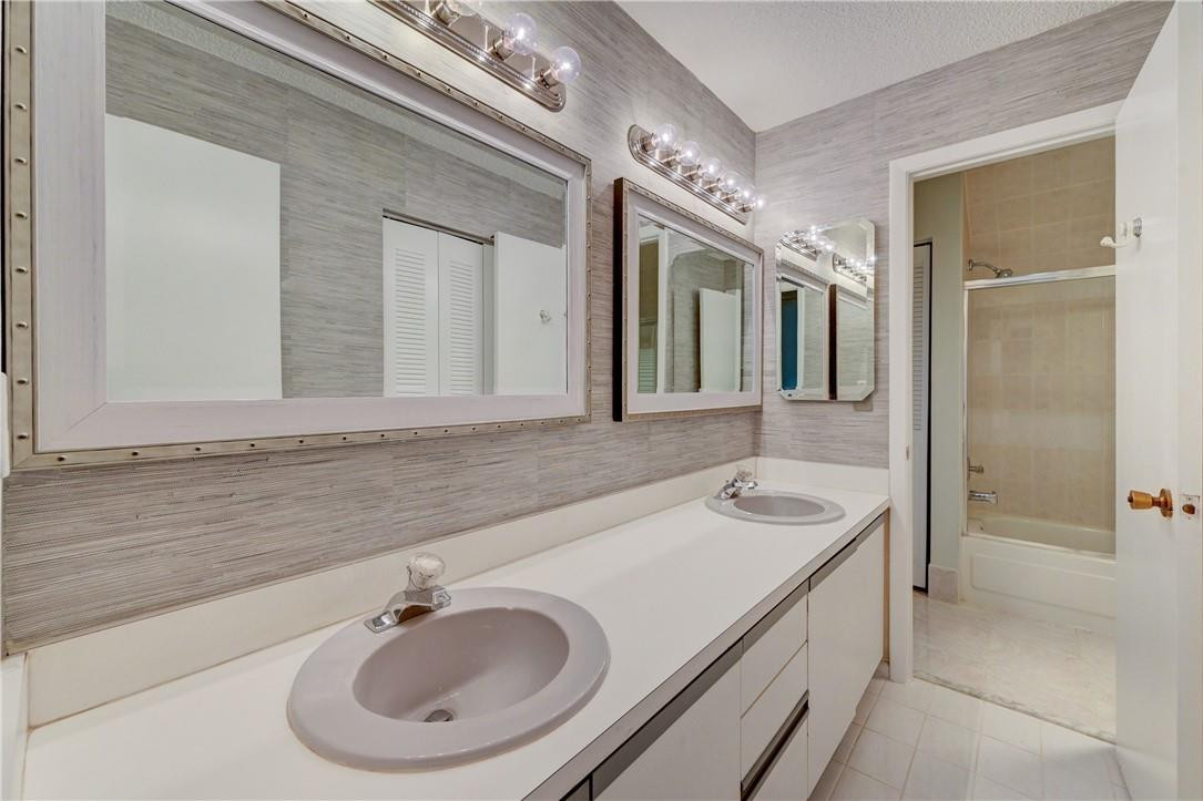 8247 Northwest 9th Street, Unit 6 Plantation, FL 33324 - Photo 9 of 27 Photo 9