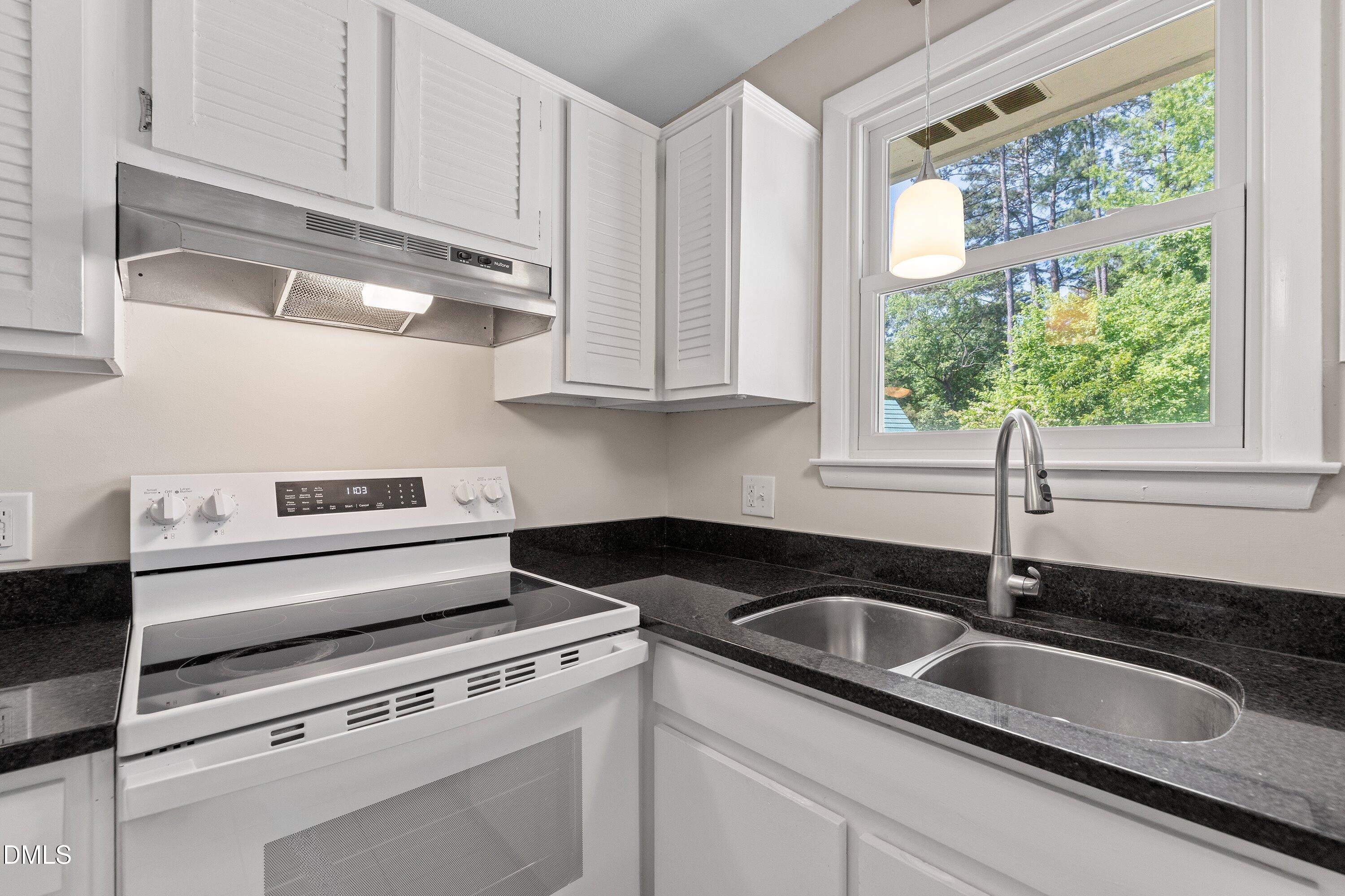1101 Gunnison Place Raleigh, NC 27609 - Photo 20 of 64 27-1101 Gunnison Pl_4984