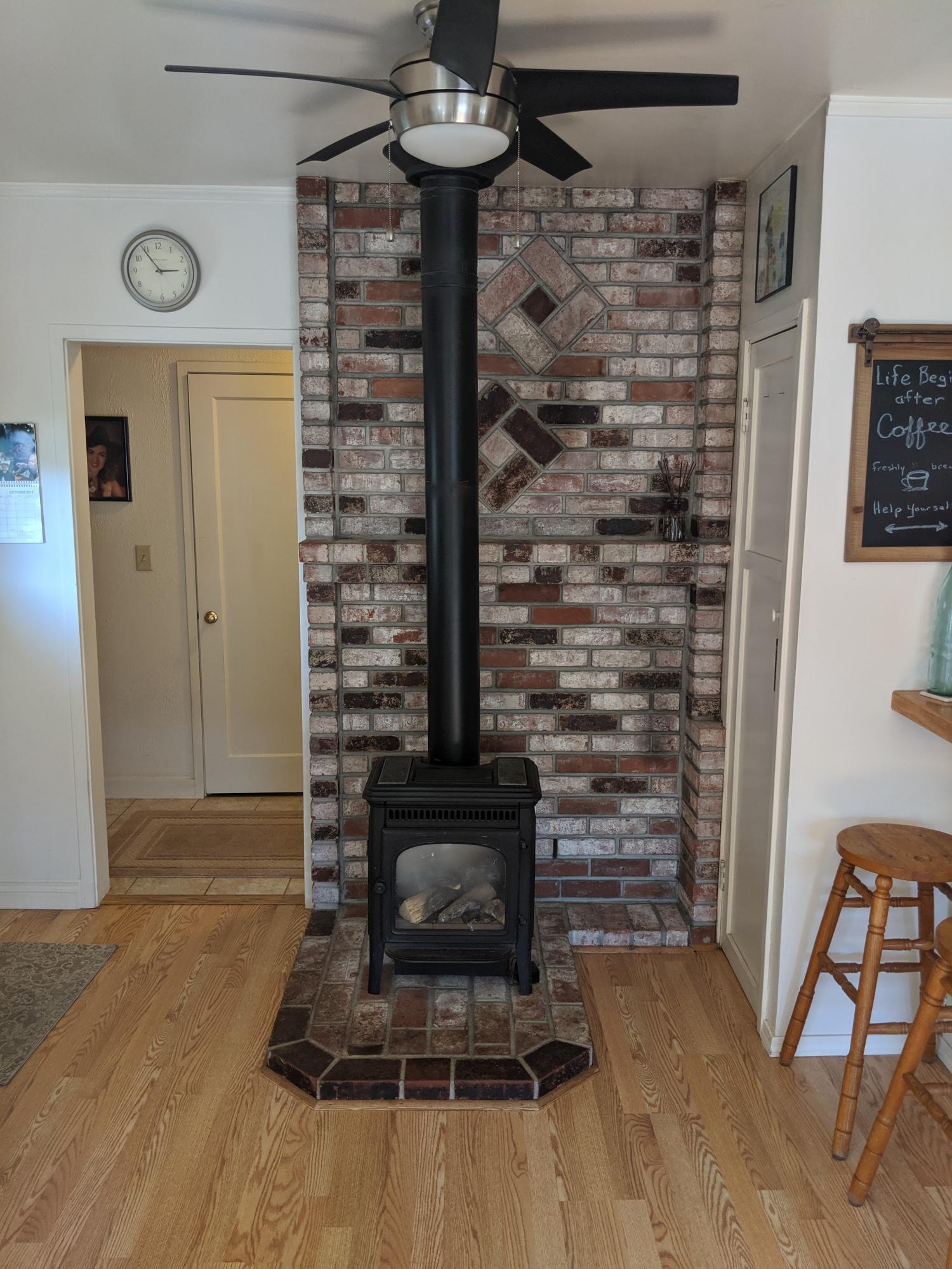 104 Douglas Street Rio Dell, CA 95562 - Photo 4 of 98