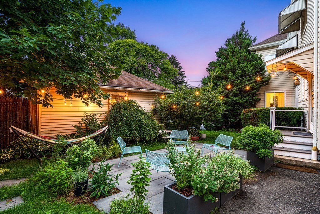5 York Road, Unit 1 Belmont, MA 02478 - Photo 16 of 19 Gallery Image 16