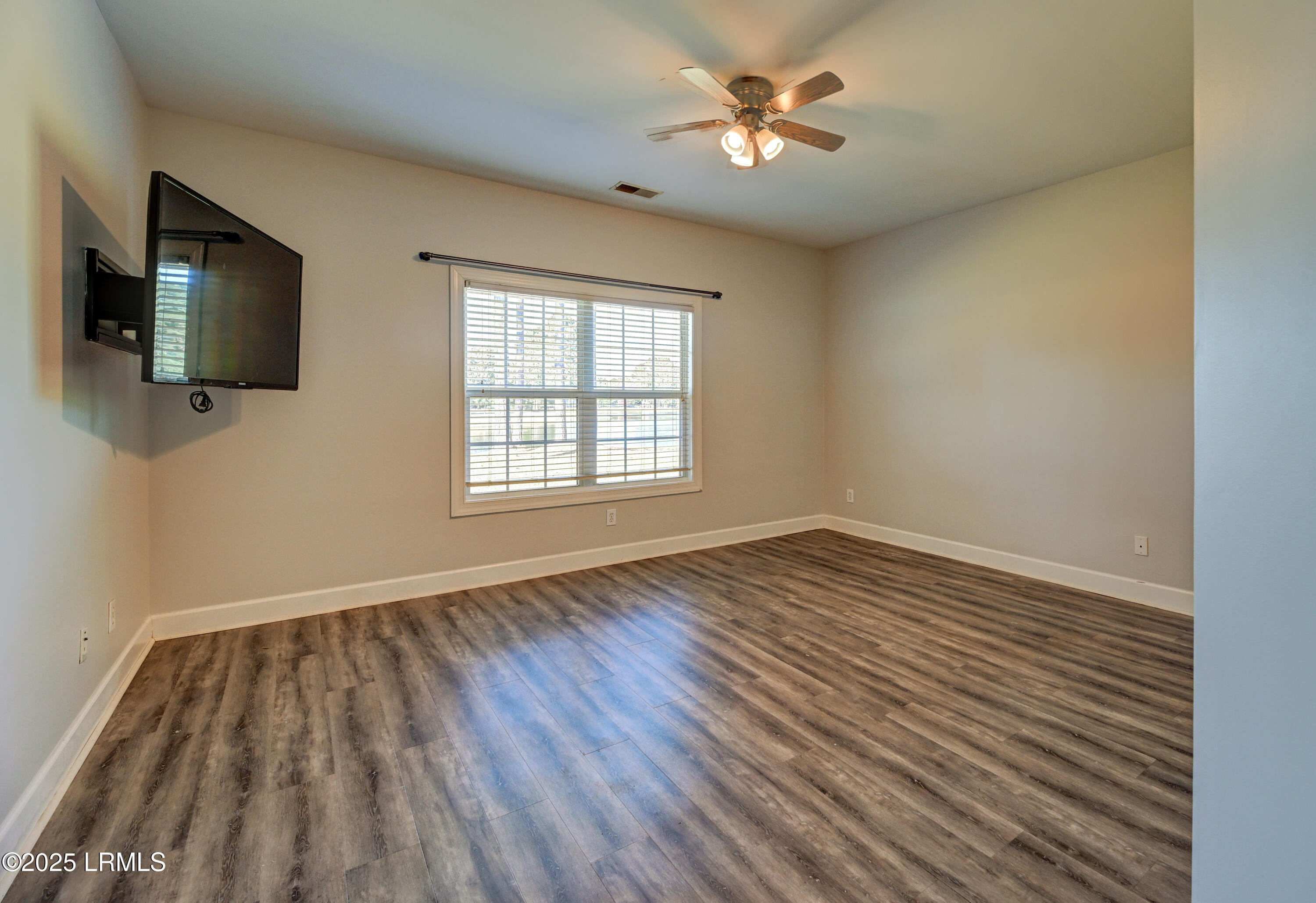 7 Station Loop Bluffton, SC 29910 - Photo 12 of 25 MBR 1