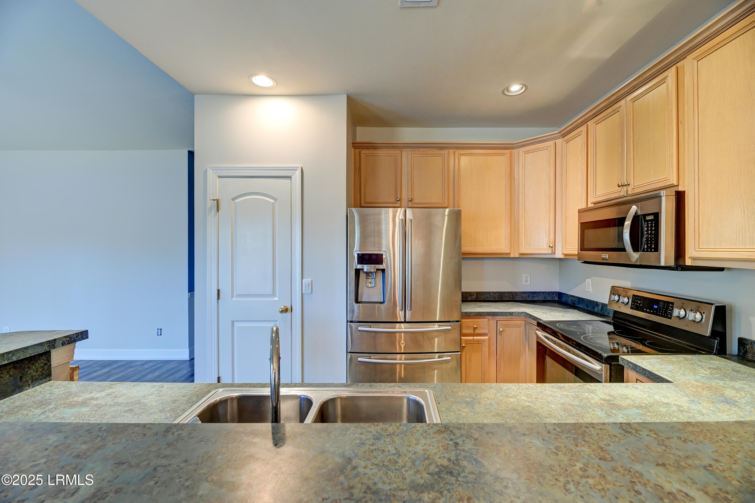 7 Station Loop Bluffton, SC 29910 - Photo 5 of 25 kitchen 2