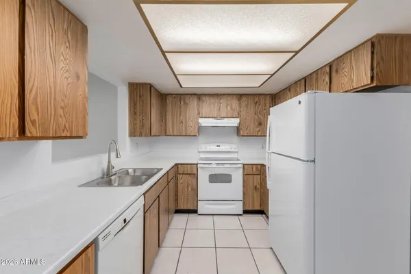 $2,000 | 5319 South Mitchell Drive, Tempe, AZ 85283